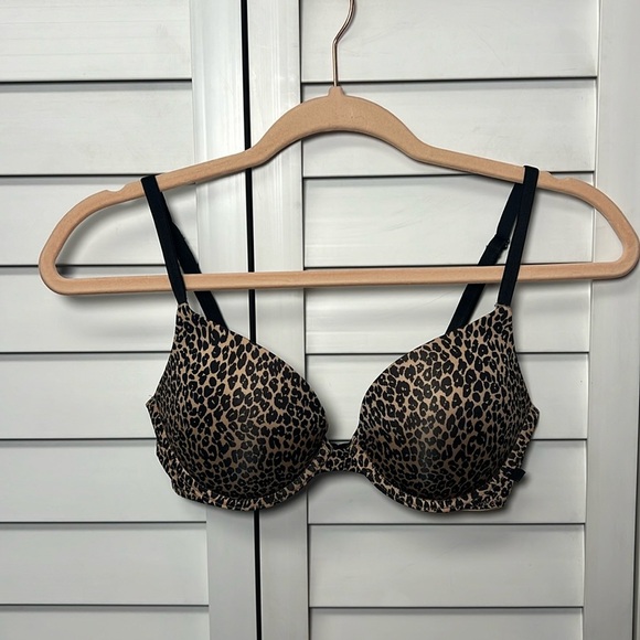 Victoria’s Secret Leopard Print Push Up Bra Size 32D - Picture 1 of 8